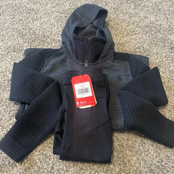 North face jacket and leggings brand new with tags size xsmall:) - Picture 2 of 9